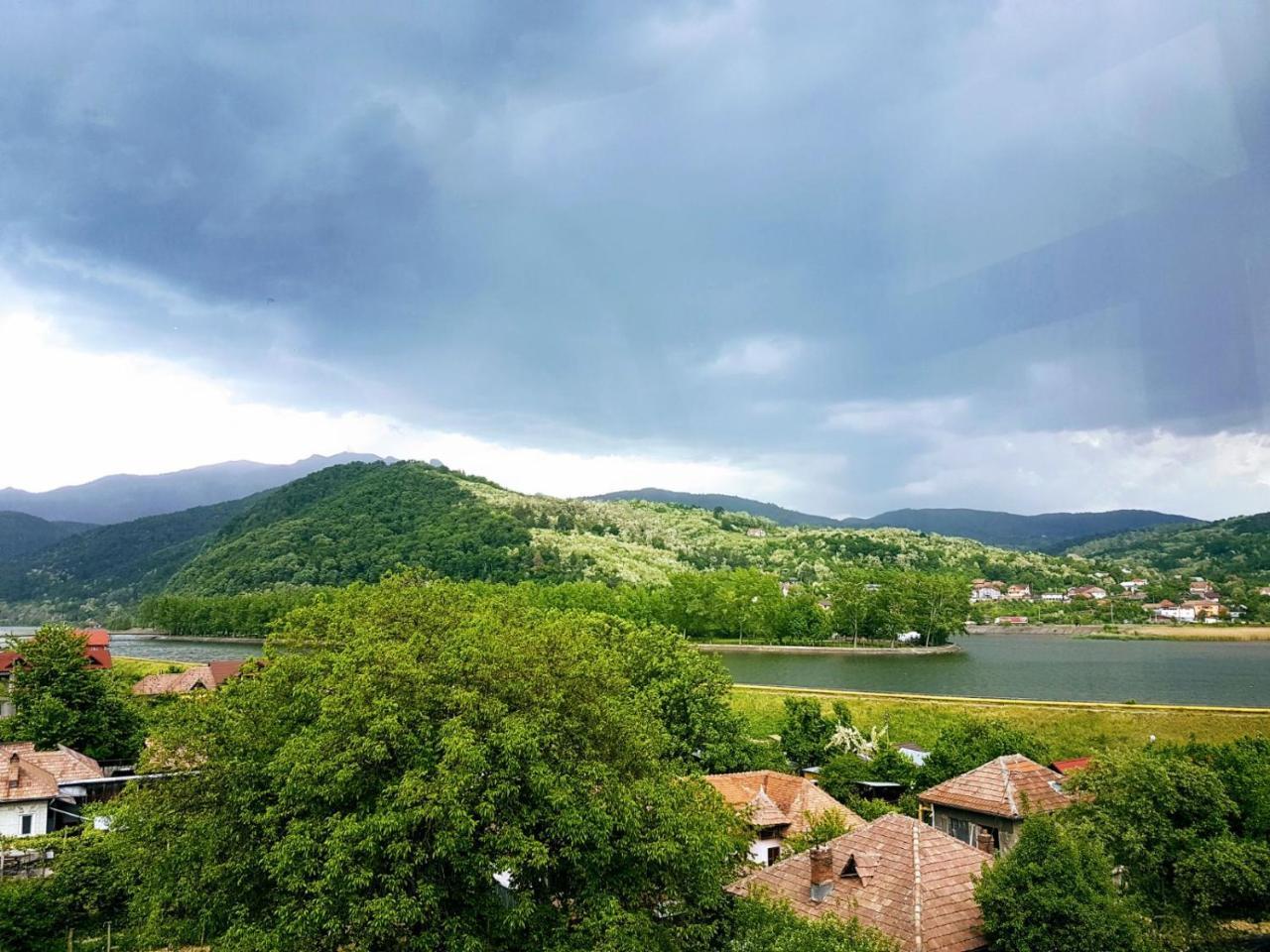 Apartament Belvedere Călimăneşti Eksteriør bilde