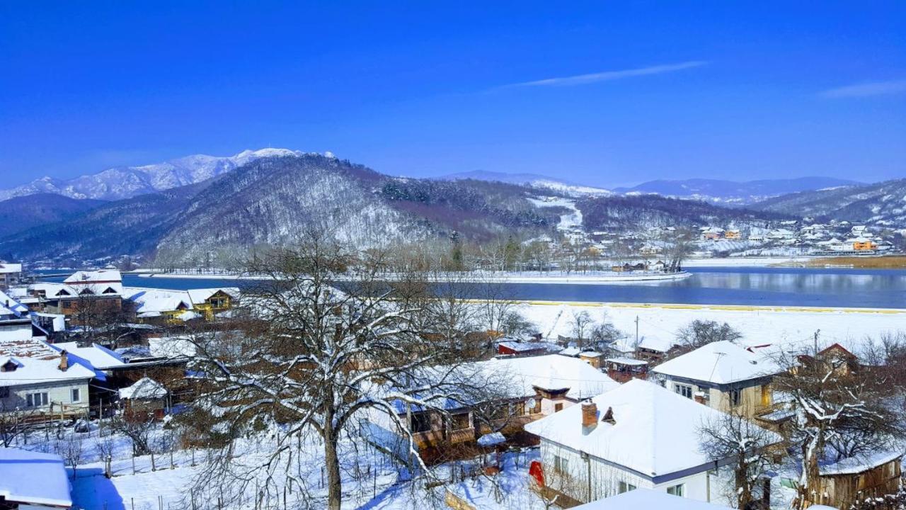 Apartament Belvedere Călimăneşti Eksteriør bilde